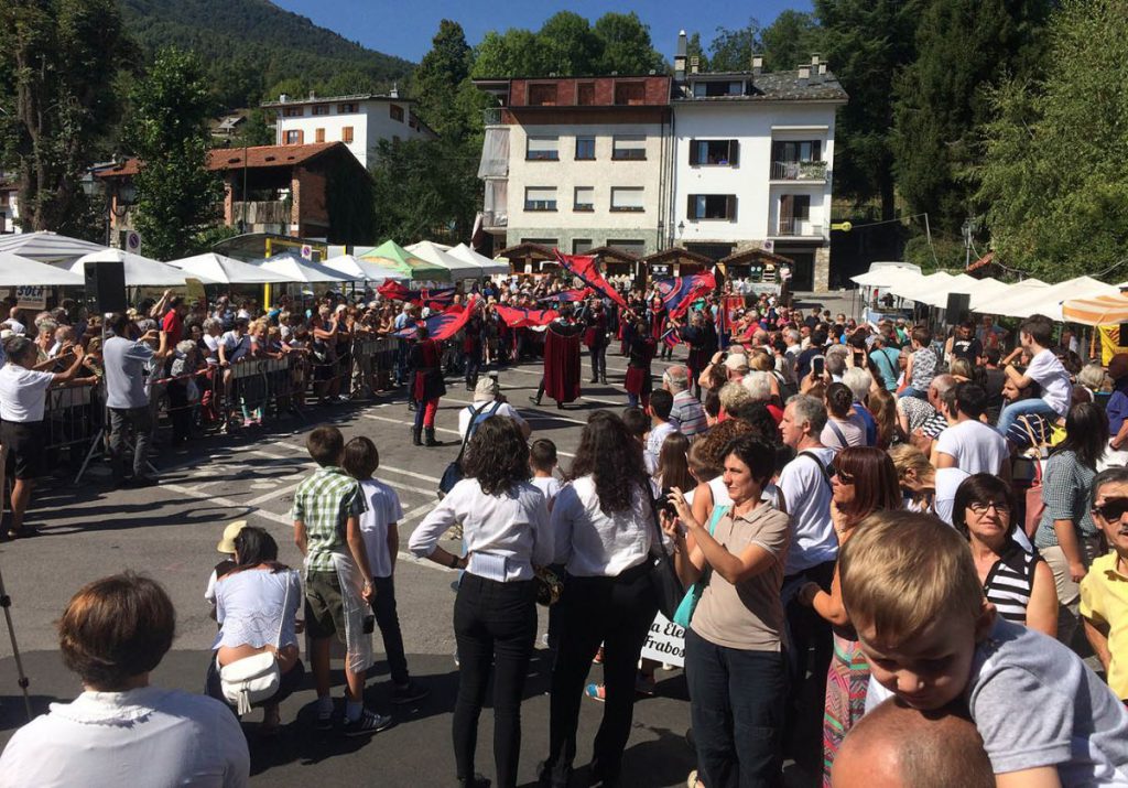 Sagra Raschera Pubblico Piazza